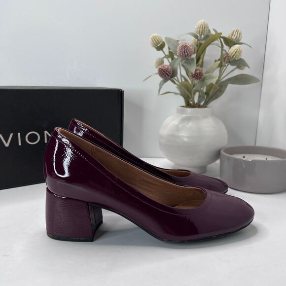 Vionic Carmel Crinkle Patent Leather Slip On Chunky Heel Crimson Women's 8 M NWB - Picture 3 of 12